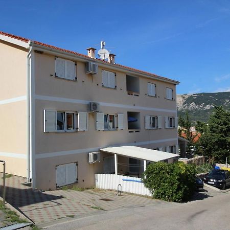 Apartments With A Parking Space Baska, Krk - 18794 Екстер'єр фото